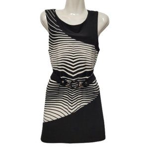 Sleeveless Black and White Abstract Print Top Size 8